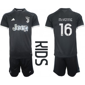 Juventus Weston McKennie #16 Tredje trøje Børn 2023-24 Kort ærmer (+ korte bukser)